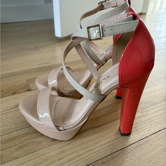 Brazilian Women's Nude and Pink Sandals - Picture 3 of 8